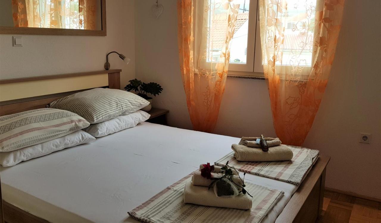Apartmani Villa Lilliana Tribalj Exteriér fotografie