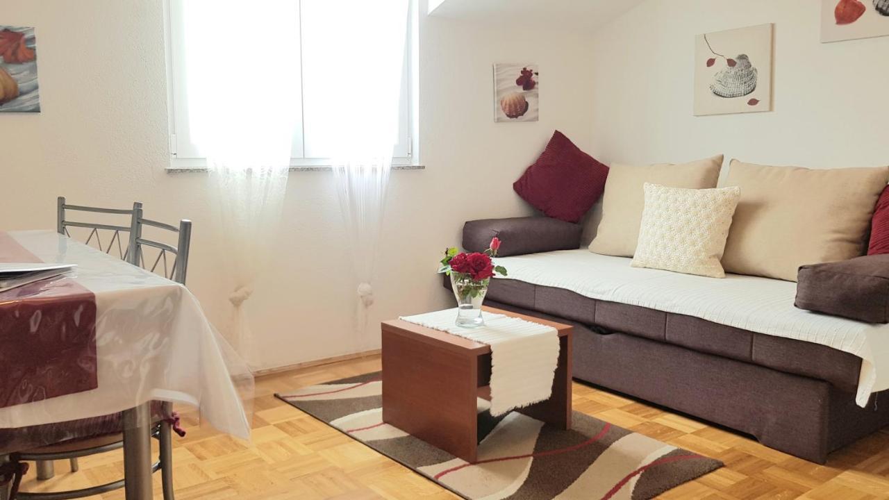 Apartmani Villa Lilliana Tribalj Exteriér fotografie