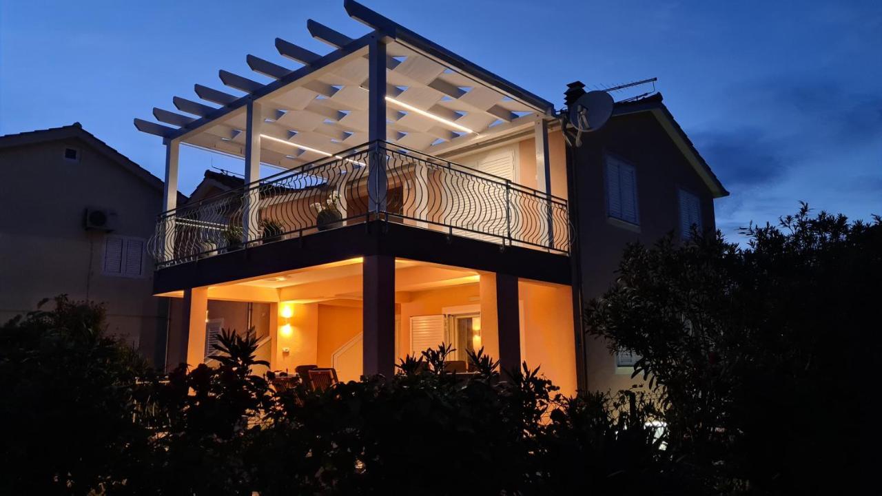 Apartmani Villa Lilliana Tribalj Exteriér fotografie